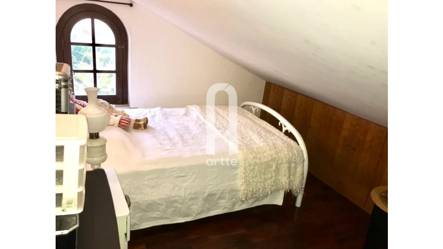 Moradia T5 para Venda em Carvoeira Foto 50