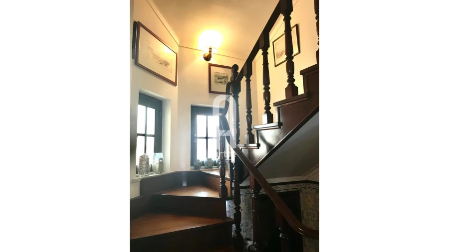 Moradia T5 para Venda em Carvoeira Foto 57