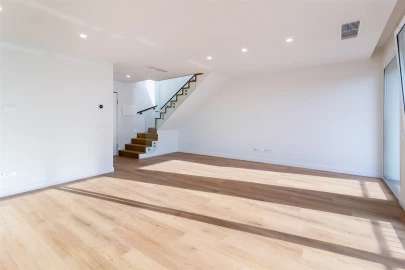 Apartamento T3 para Venda em Leiria, Pousos, Barreira e Cortes
