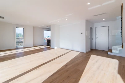 Apartamento T3 para Venda em Leiria, Pousos, Barreira e Cortes
