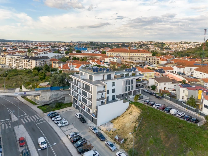 Apartamento T3 para Venda em Leiria, Pousos, Barreira e Cortes Foto 35