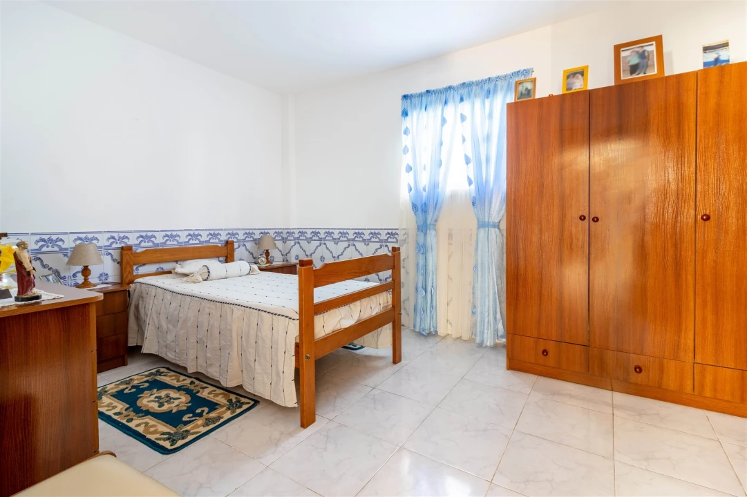 Moradia T5 para Venda em Calvaria de Cima Foto 19