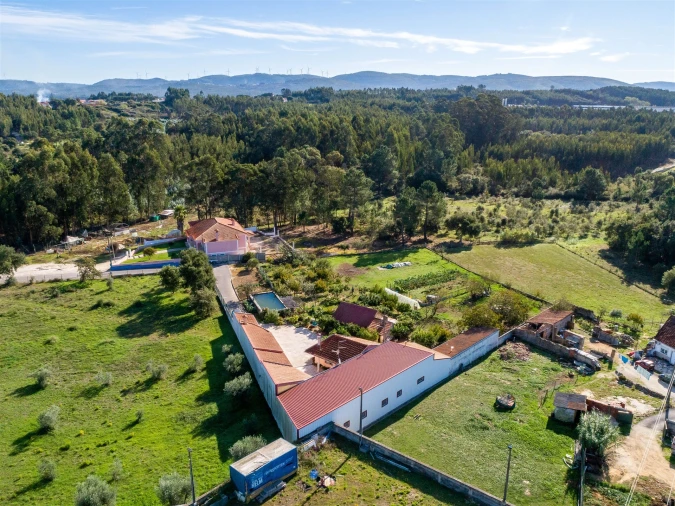 Moradia T5 para Venda em Calvaria de Cima Foto 41