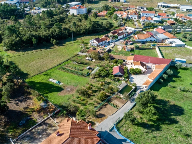 Moradia T5 para Venda em Calvaria de Cima Foto 38