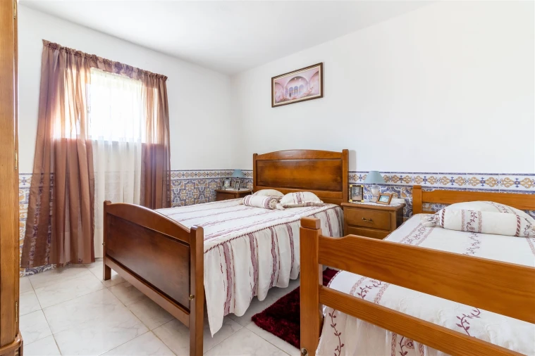 Moradia T5 para Venda em Calvaria de Cima Foto 22