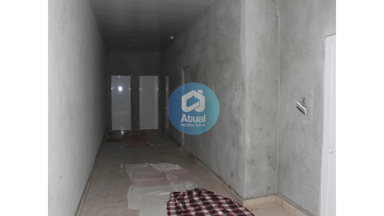 Loja para Arrendamento em Caldas de Vizela (São Miguel e São João) Foto 8