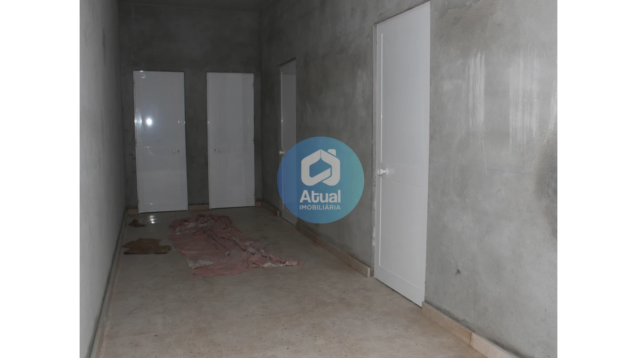 Loja para Arrendamento em Caldas de Vizela (São Miguel e São João) Foto 12