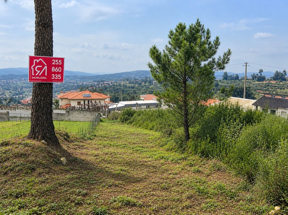 Terreno para Venda em Figueiras e Covas Foto 1