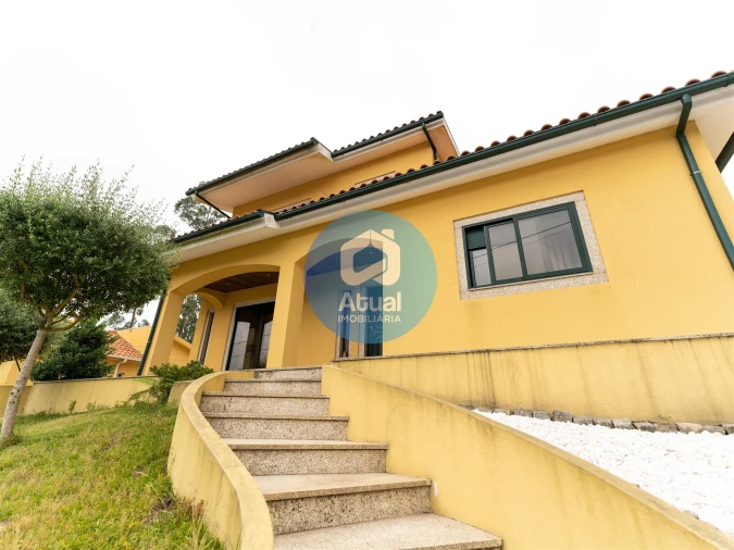 Moradia T5 para Venda em Tabuadelo e São Faustino Foto 2