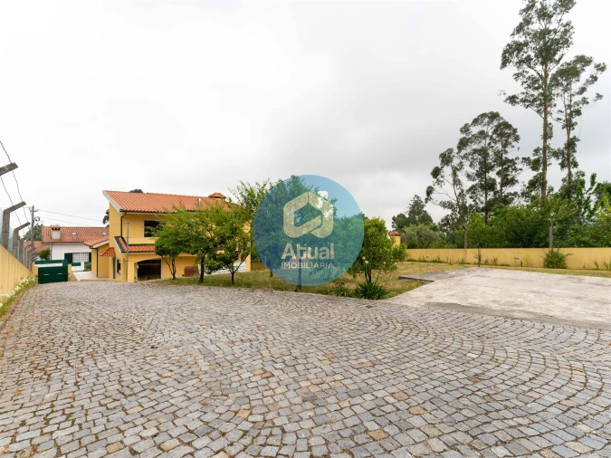 Moradia T5 para Venda em Tabuadelo e São Faustino Foto 9