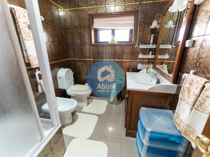 Moradia T5 para Venda em Tabuadelo e São Faustino Foto 54