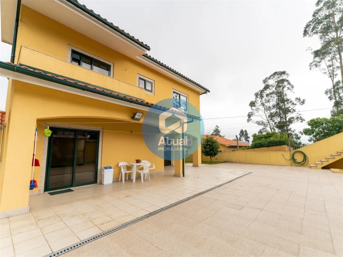 Moradia T5 para Venda em Tabuadelo e São Faustino Foto 10