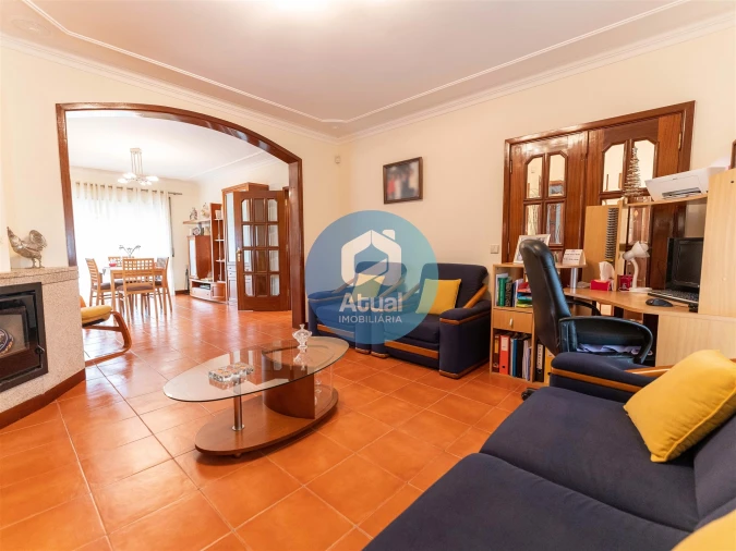 Moradia T5 para Venda em Tabuadelo e São Faustino Foto 18