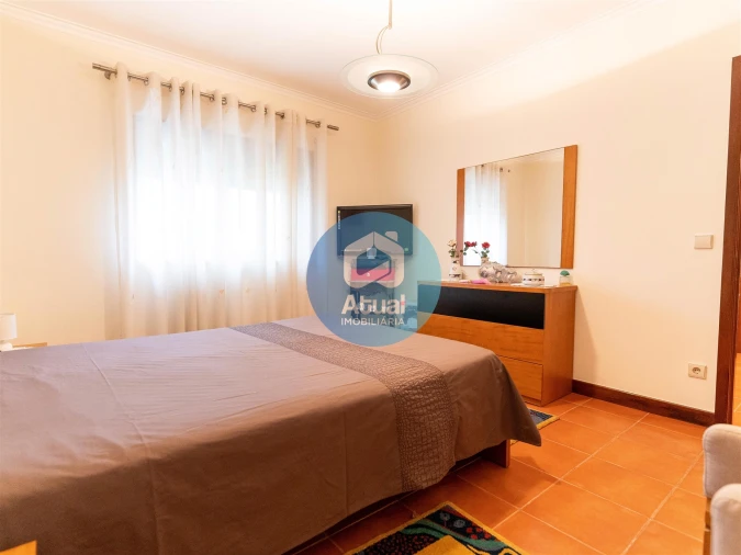 Moradia T5 para Venda em Tabuadelo e São Faustino Foto 29