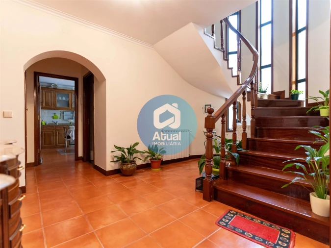 Moradia T5 para Venda em Tabuadelo e São Faustino Foto 33