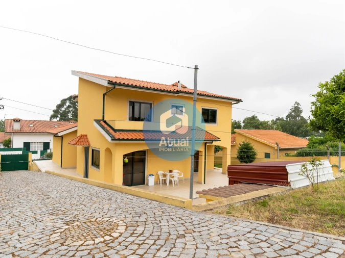 Moradia T5 para Venda em Tabuadelo e São Faustino Foto 8