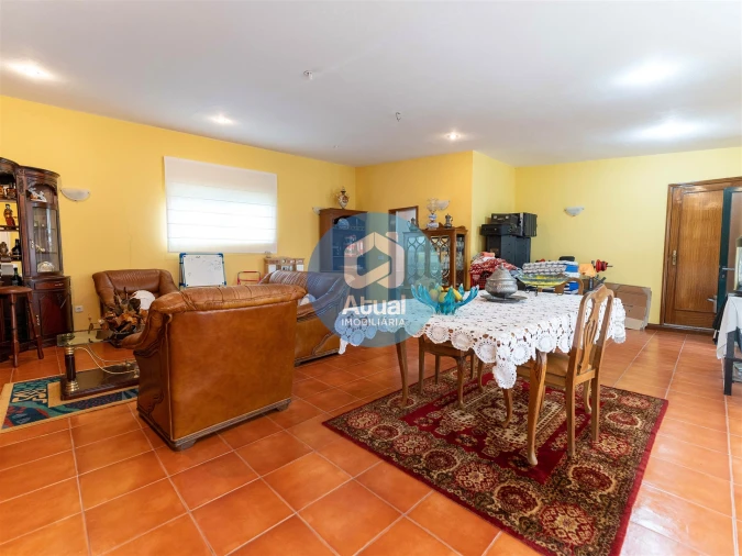 Moradia T5 para Venda em Tabuadelo e São Faustino Foto 64