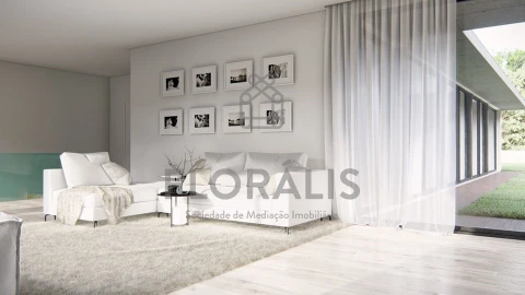 Moradia T4 para Venda em São João de Lourosa