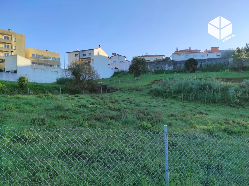 Terreno para Venda em Tavarede Foto 4