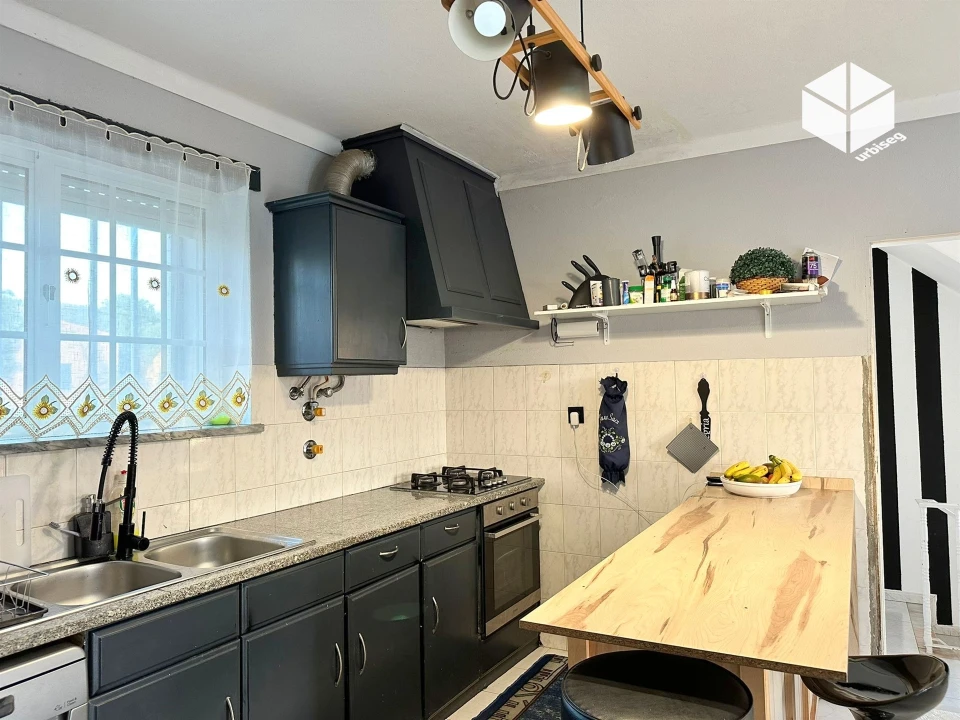 Moradia T4 para Venda em Vila Verde Foto 10