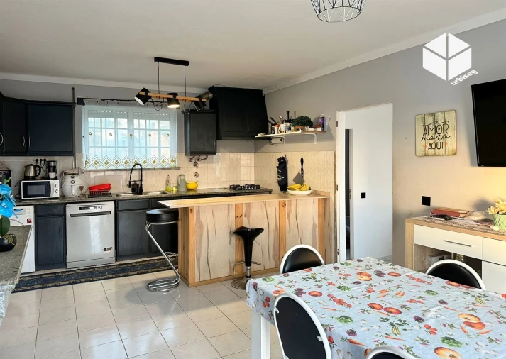 Moradia T4 para Venda em Vila Verde Foto 9