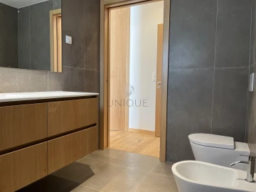 Apartamento T2 para Venda em Glória e Vera Cruz