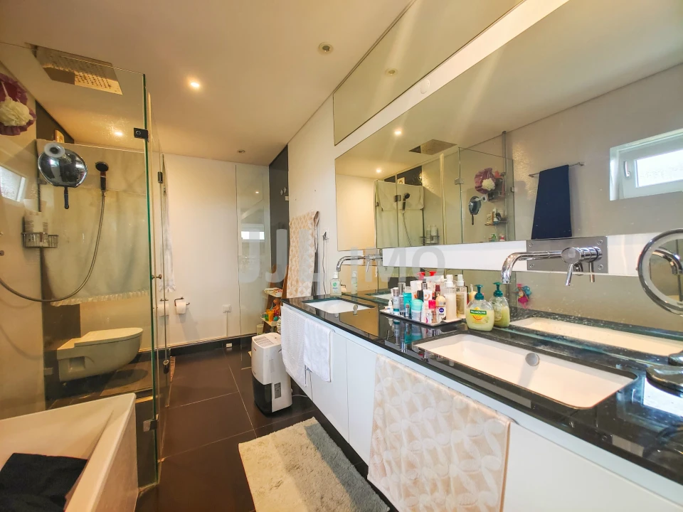 Moradia T5 para Venda em Alcabideche Foto 27