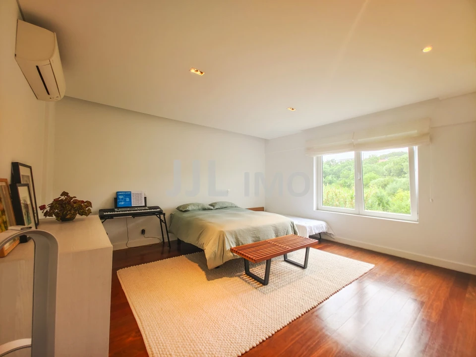 Moradia T5 para Venda em Alcabideche Foto 18