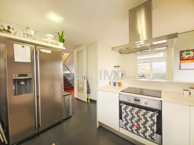 Moradia T5 para Venda em Alcabideche Foto 38