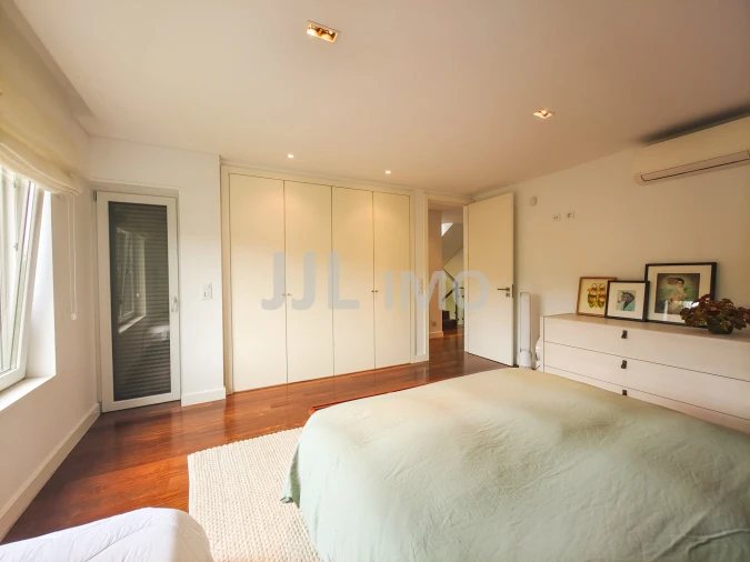 Moradia T5 para Venda em Alcabideche Foto 19