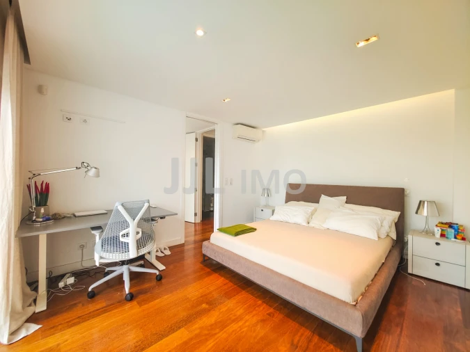 Moradia T5 para Venda em Alcabideche Foto 23