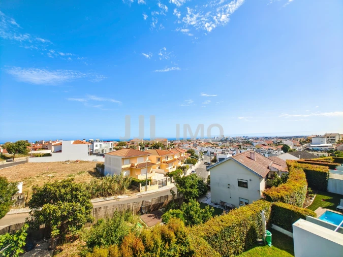 Moradia T5 para Venda em Alcabideche Foto 3