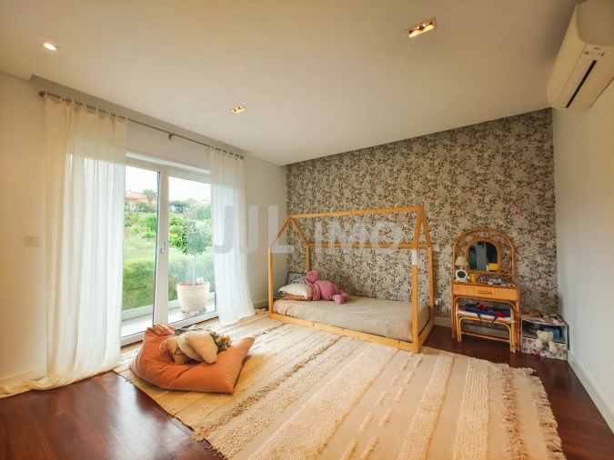 Moradia T5 para Venda em Alcabideche Foto 15