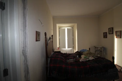 Moradia T18 para Venda em Parceiros e Azoia