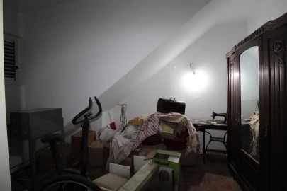 Moradia T18 para Venda em Parceiros e Azoia