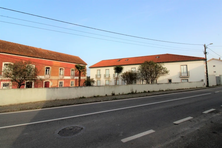 Moradia T18 para Venda em Parceiros e Azoia Foto 38