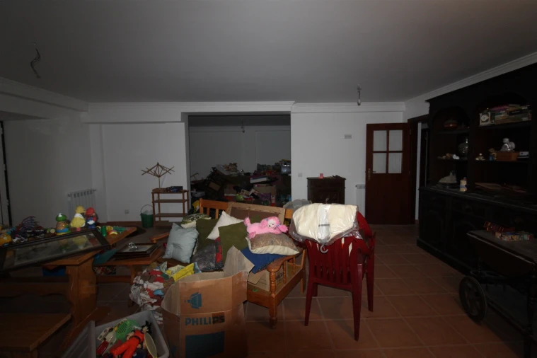 Moradia T18 para Venda em Parceiros e Azoia Foto 28