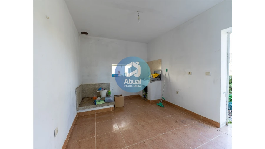 Quinta T0 para Venda em Abragão Foto 12