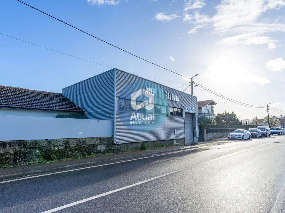 Armazém para Arrendamento em Moreira de Conegos Foto 1