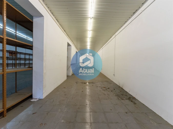 Armazém para Arrendamento em Moreira de Conegos Foto 14