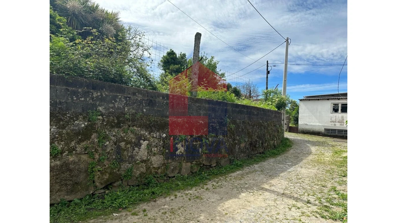 Terreno para Venda em Vila Verde e Barbudo Foto 6