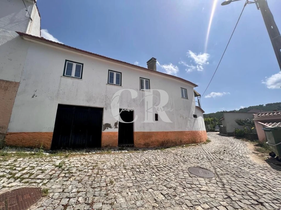 Moradia T4 para Venda em Campelo Foto 1