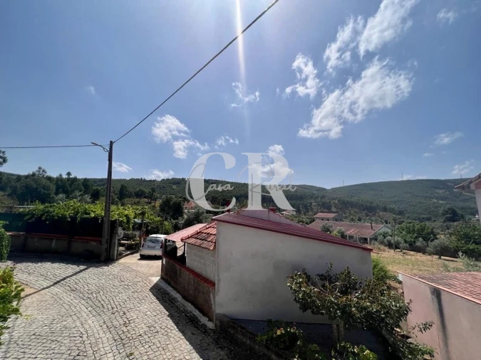 Moradia T4 para Venda em Campelo Foto 25