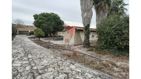Moradia T5 para Venda em Cartaxo e Vale da Pinta
