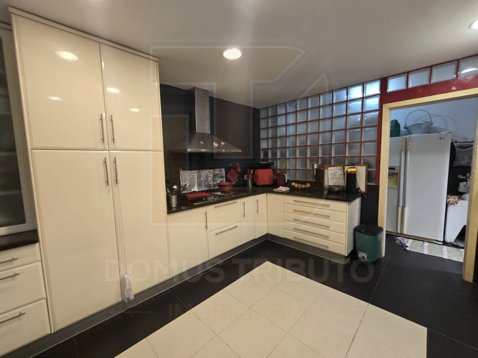 Moradia T6 para Venda em Aveleda Foto 10