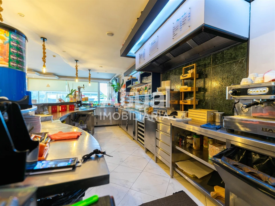 Loja para Trespasse em Moreira de Conegos Foto 16