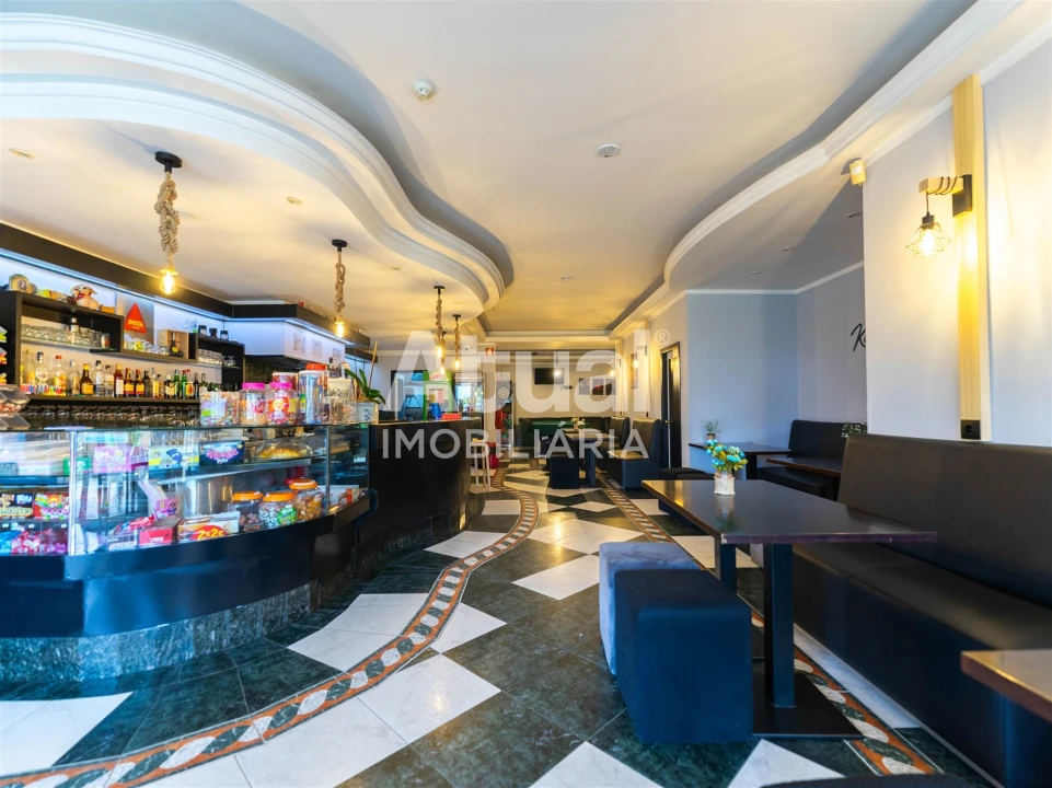 Loja para Trespasse em Moreira de Conegos Foto 2