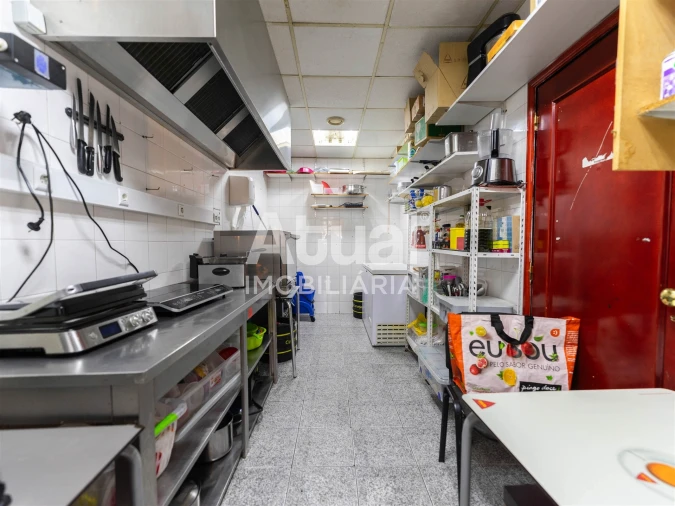 Loja para Trespasse em Moreira de Conegos Foto 18