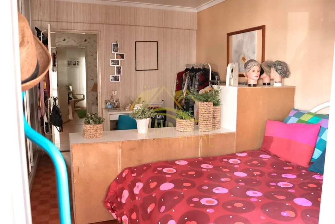 Apartamento T3 para Venda em Venteira Foto 4