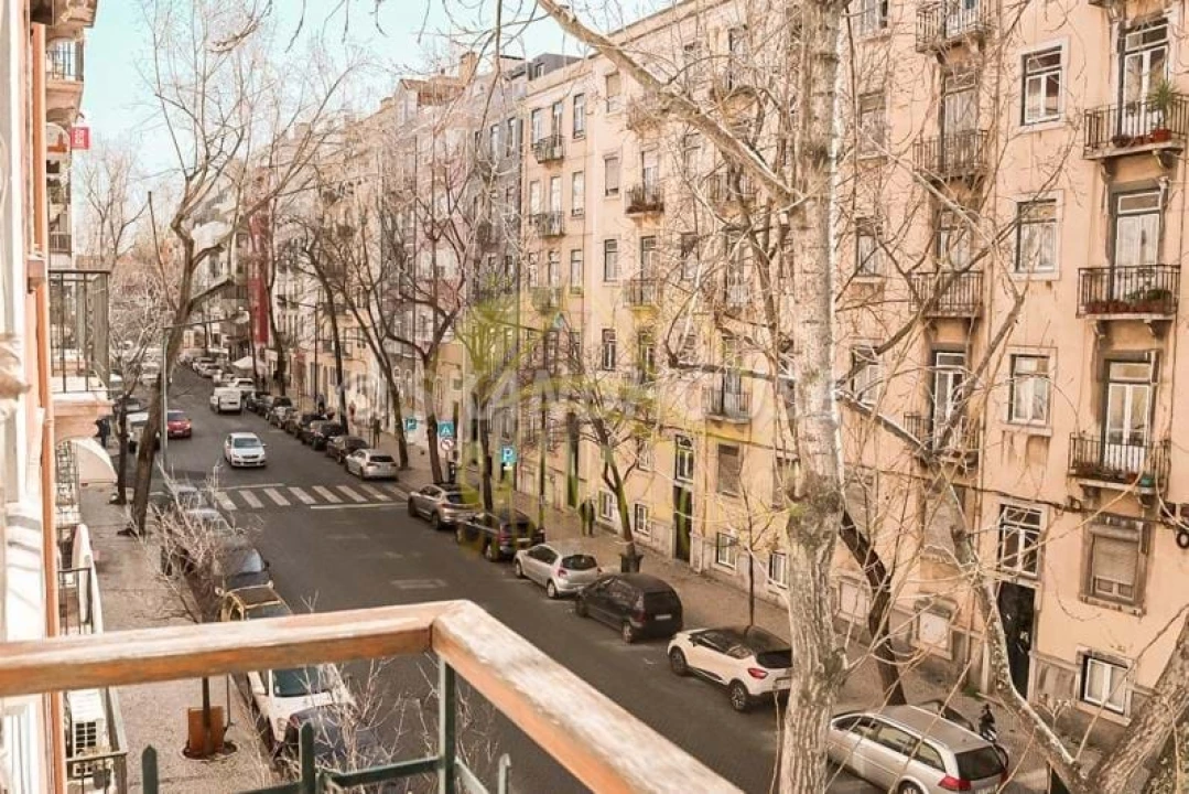 Apartamento T6 para Venda em Santo António Foto 1